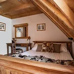 Nosalowski Wypas Jacuzzi & Sauna Chalé Zakopane