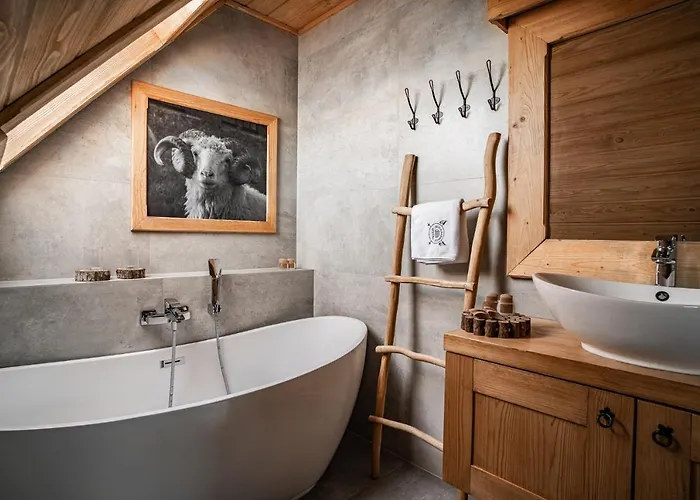 Nosalowski Wypas Jacuzzi & Sauna בקתה